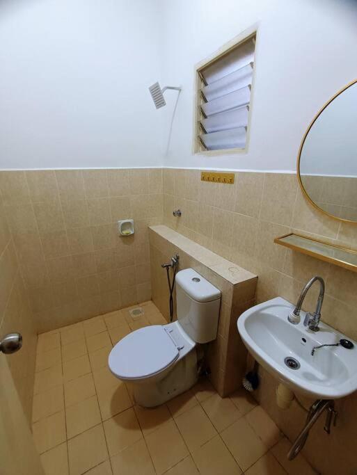 Tenang Retreat Holiday Home 3Bedroom 3Bath 2Parking Kajang Ngoại thất bức ảnh
